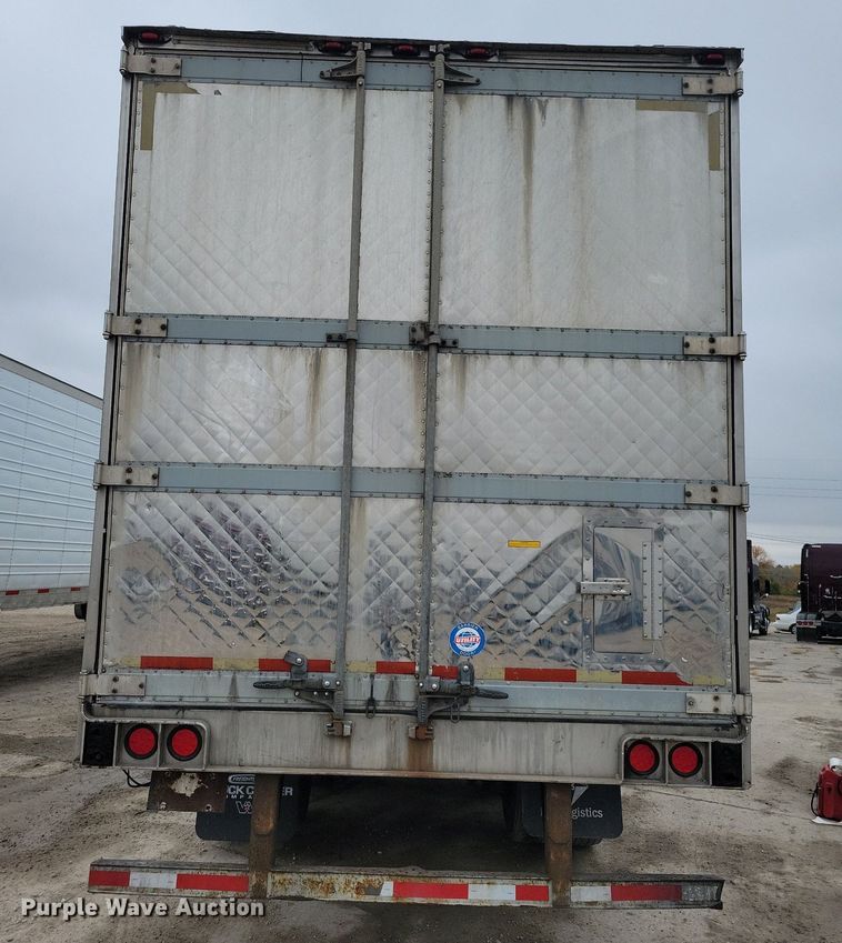 image for item DN4226 2006 Utility 3000R  refrigerated van trailer