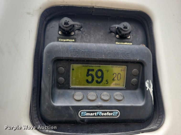 image for item DN4226 2006 Utility 3000R  refrigerated van trailer