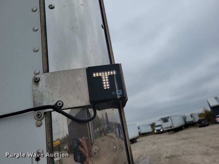 image for item DN4226 2006 Utility 3000R  refrigerated van trailer