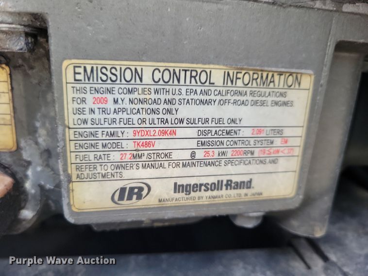 image for item DN4226 2006 Utility 3000R  refrigerated van trailer