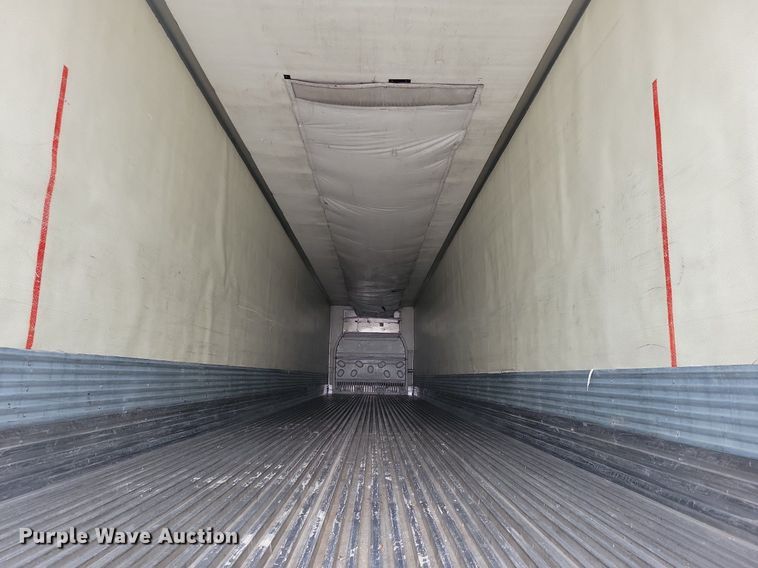 image for item DN4226 2006 Utility 3000R  refrigerated van trailer