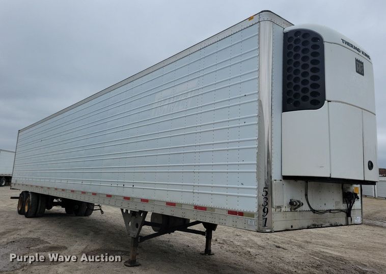 image for item DN4227 2006 Utility 3000R  refrigerated van trailer