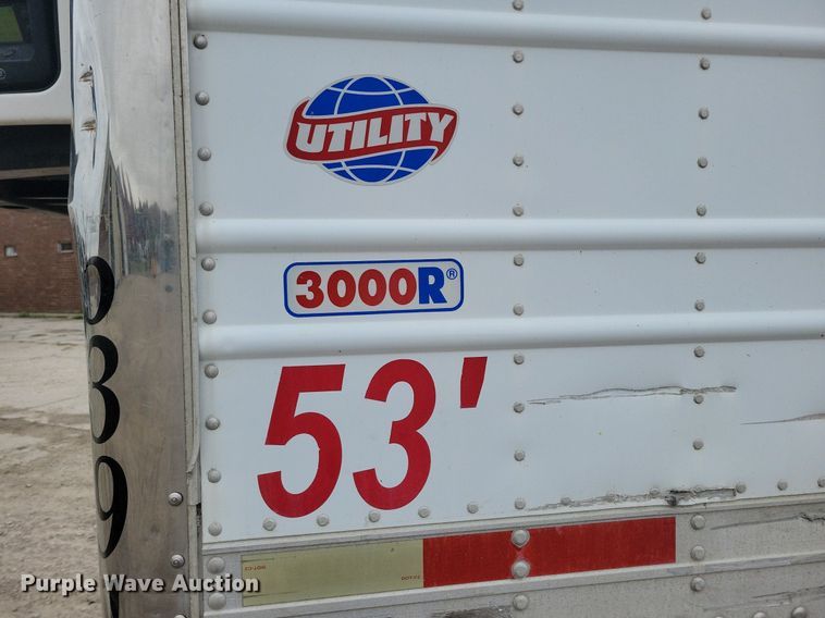 image for item DN4227 2006 Utility 3000R  refrigerated van trailer