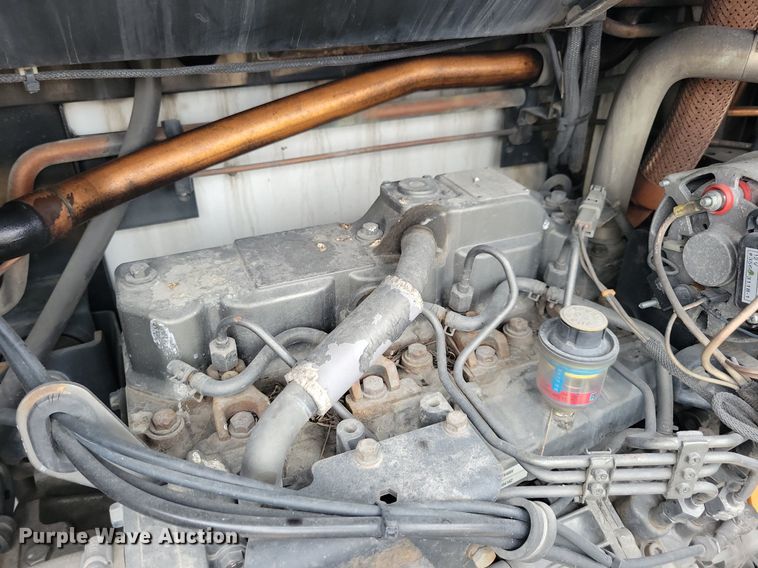 image for item DN4227 2006 Utility 3000R  refrigerated van trailer