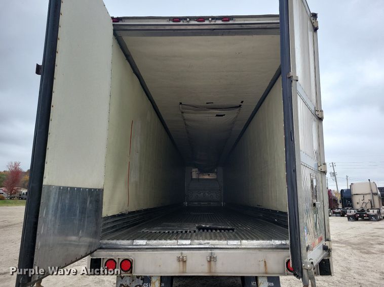 image for item DN4227 2006 Utility 3000R  refrigerated van trailer