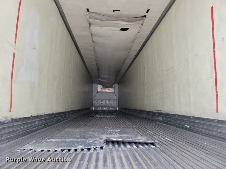 image for item DN4227 2006 Utility 3000R  refrigerated van trailer