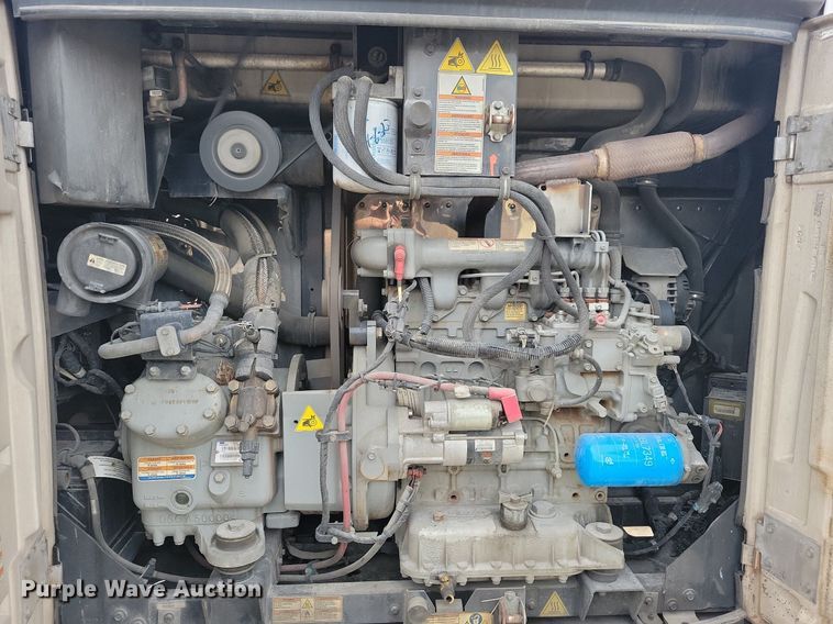 image for item DN4228 2017 CIMC Vanguard Cool Globe R8000B  refrigerated van trailer