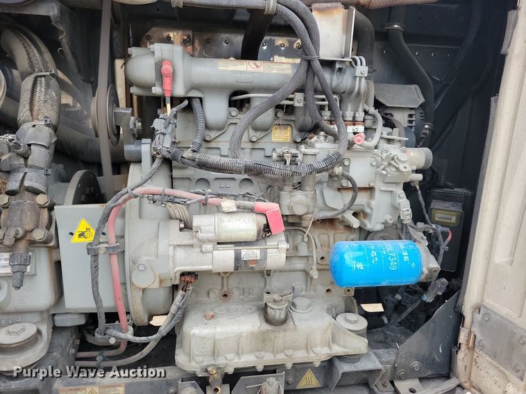 image for item DN4228 2017 CIMC Vanguard Cool Globe R8000B  refrigerated van trailer