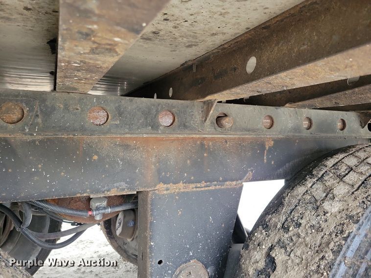 image for item DN4228 2017 CIMC Vanguard Cool Globe R8000B  refrigerated van trailer