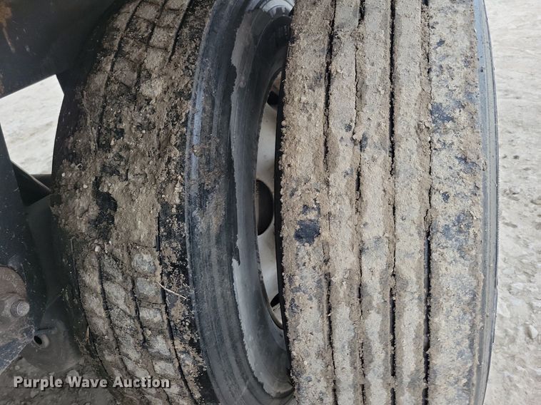 image for item DN4228 2017 CIMC Vanguard Cool Globe R8000B  refrigerated van trailer