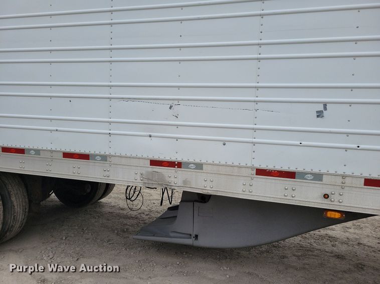 image for item DN4229 2016 Utlity 3000R  refrigerated van trailer