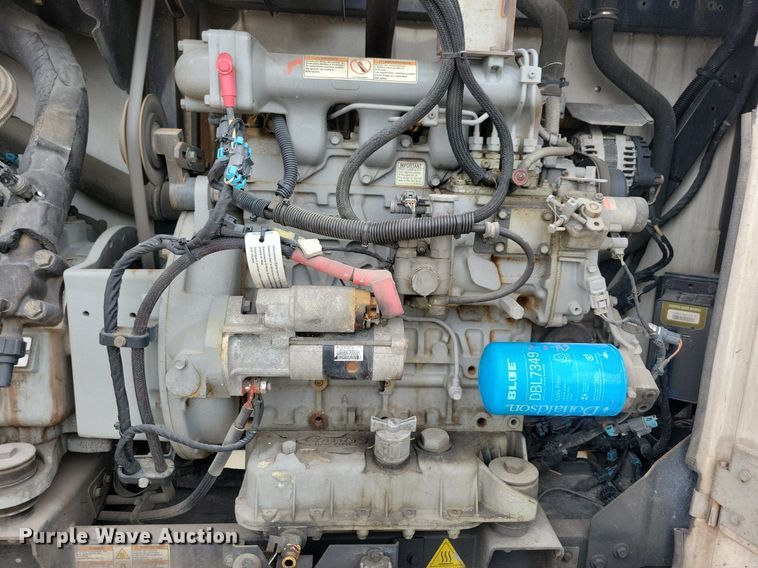 image for item DN4229 2016 Utlity 3000R  refrigerated van trailer