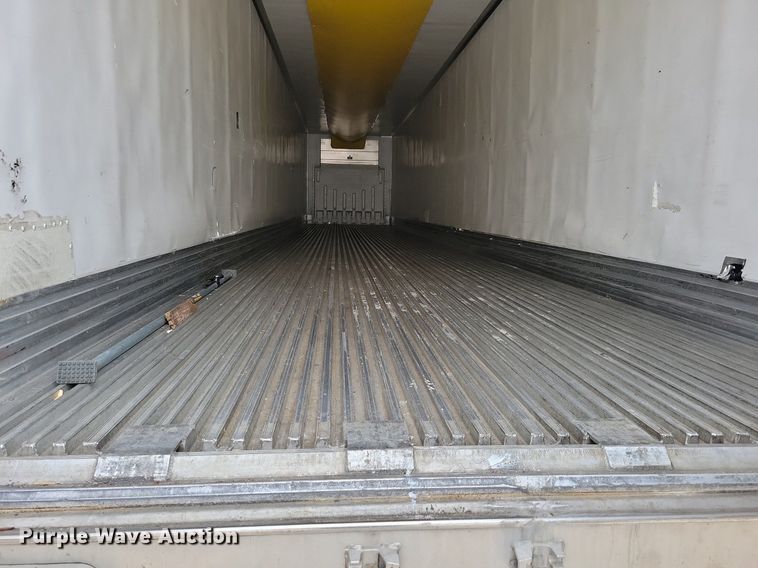 image for item DN4229 2016 Utlity 3000R  refrigerated van trailer
