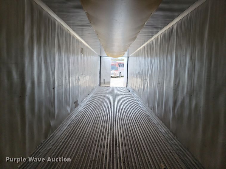 image for item DN4229 2016 Utlity 3000R  refrigerated van trailer