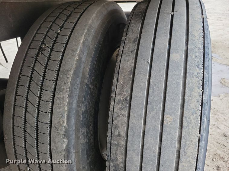 image for item DN4229 2016 Utlity 3000R  refrigerated van trailer