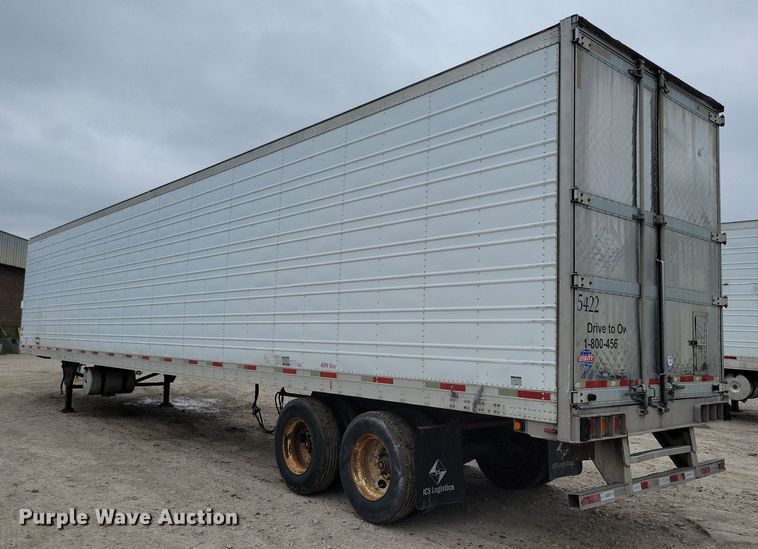 image for item DN4230 2008 Utility 3000R  refrigerated van trailer