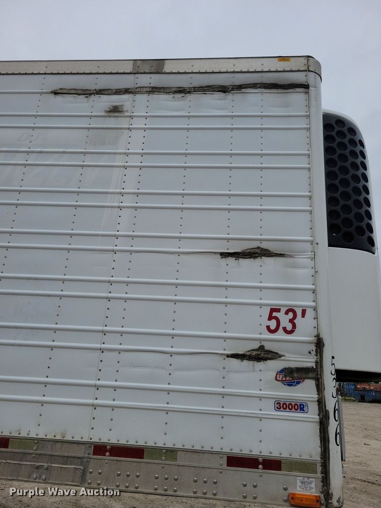 image for item DN4232 2005 Utility 3000R  refrigerated van trailer