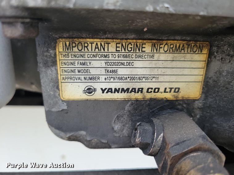 image for item DN4232 2005 Utility 3000R  refrigerated van trailer