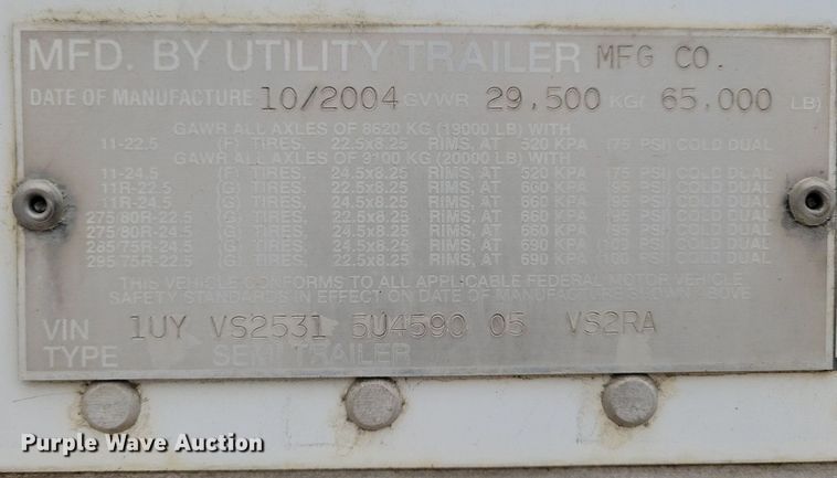 image for item DN4232 2005 Utility 3000R  refrigerated van trailer