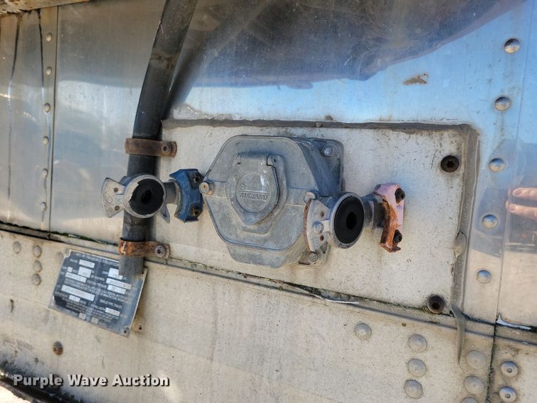 image for item DN4234 1999 Trailmobile  refrigerated van trailer