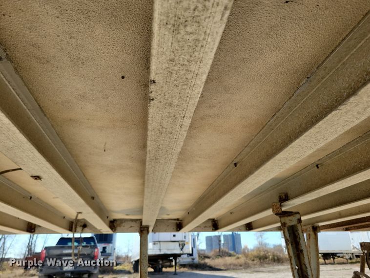 image for item DN4234 1999 Trailmobile  refrigerated van trailer