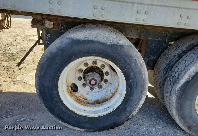 image for item DN4234 1999 Trailmobile  refrigerated van trailer