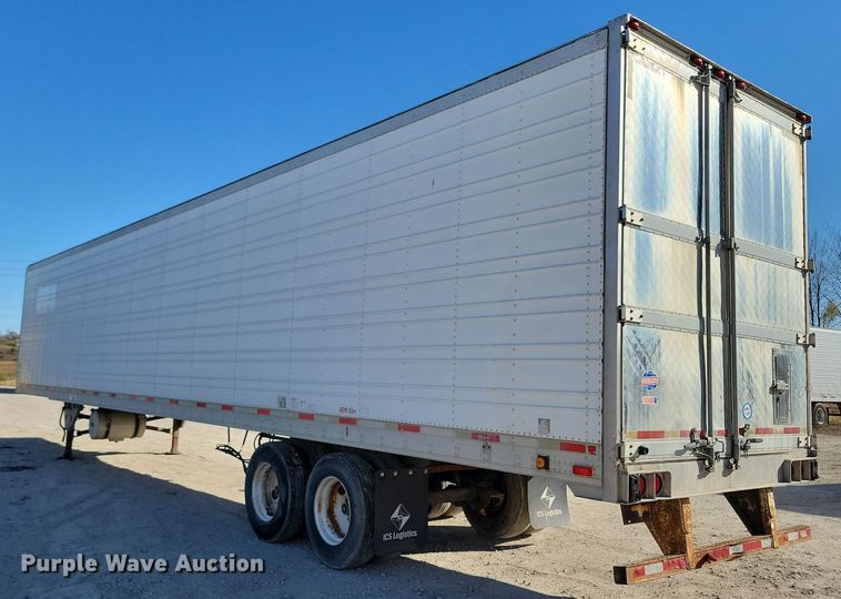 image for item DN4235 2006 Utility 3000R  refrigerated van trailer