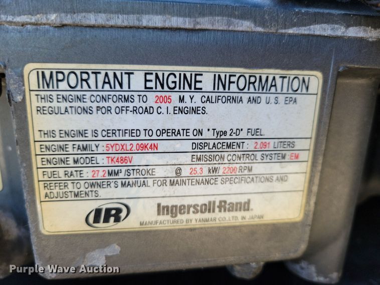 image for item DN4235 2006 Utility 3000R  refrigerated van trailer