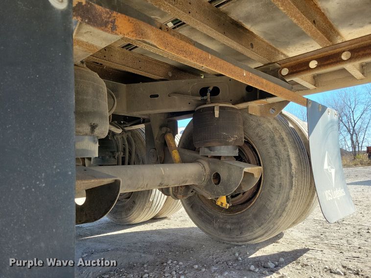 image for item DN4235 2006 Utility 3000R  refrigerated van trailer