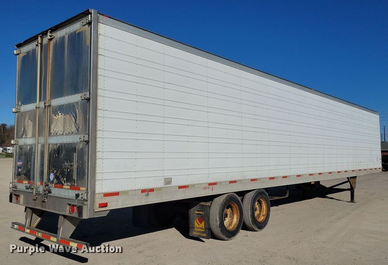 image for item DN4236 2005 Utility 3000R  refrigerated van trailer