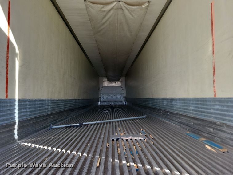 image for item DN4236 2005 Utility 3000R  refrigerated van trailer