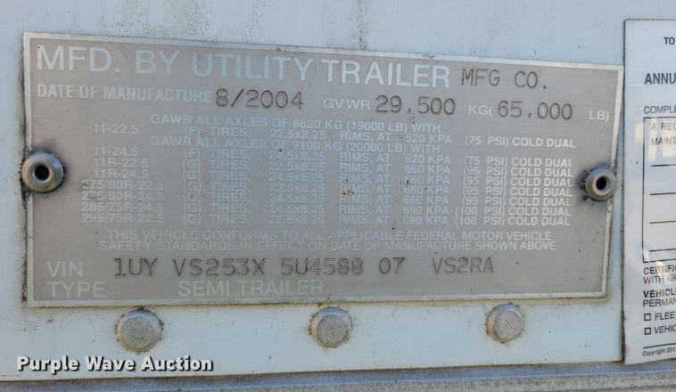 image for item DN4237 2005 Utility 3000R  refrigerated van trailer