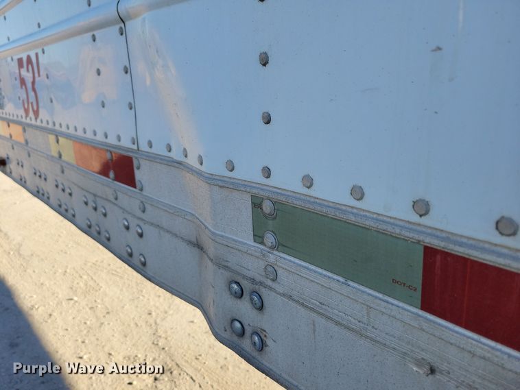 image for item DN4238 2008 Utility 3000R  refrigerated van trailer