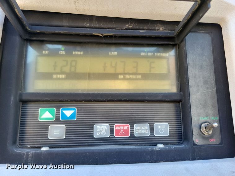 image for item DN4238 2008 Utility 3000R  refrigerated van trailer