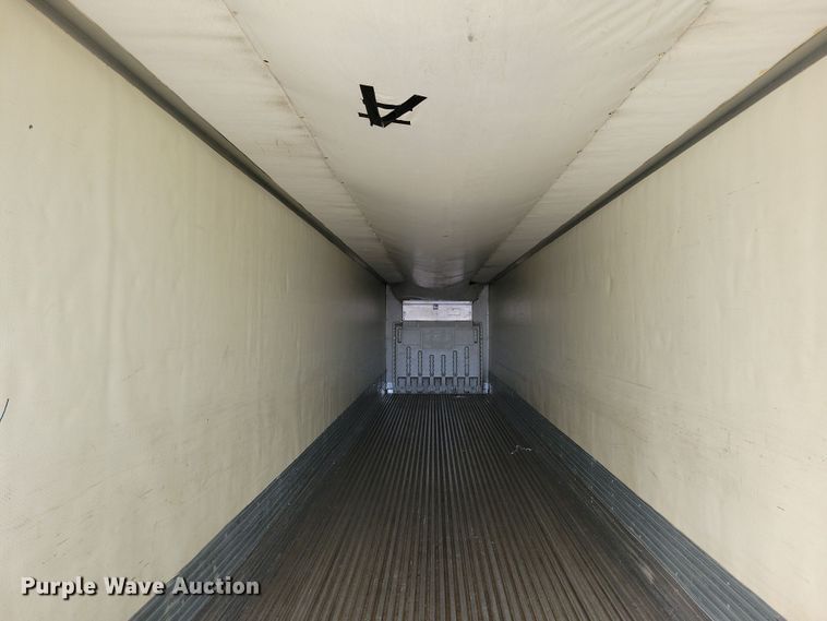 image for item DN4238 2008 Utility 3000R  refrigerated van trailer