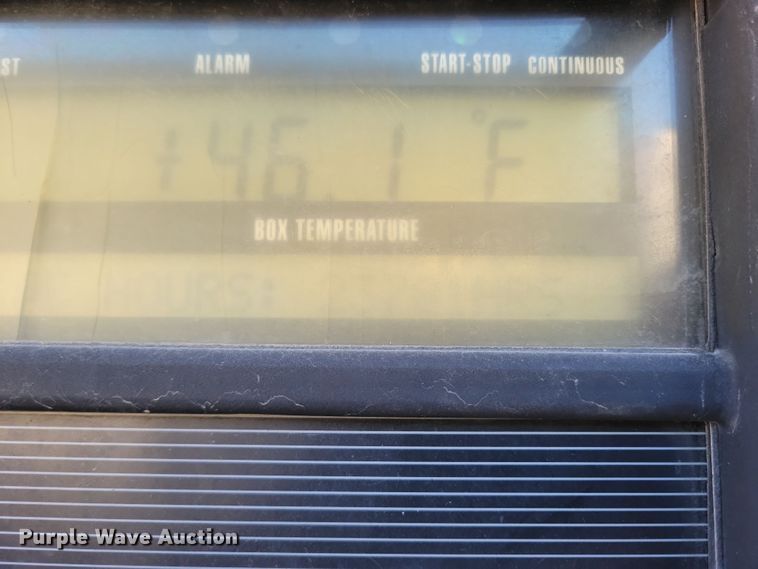 image for item DN4238 2008 Utility 3000R  refrigerated van trailer