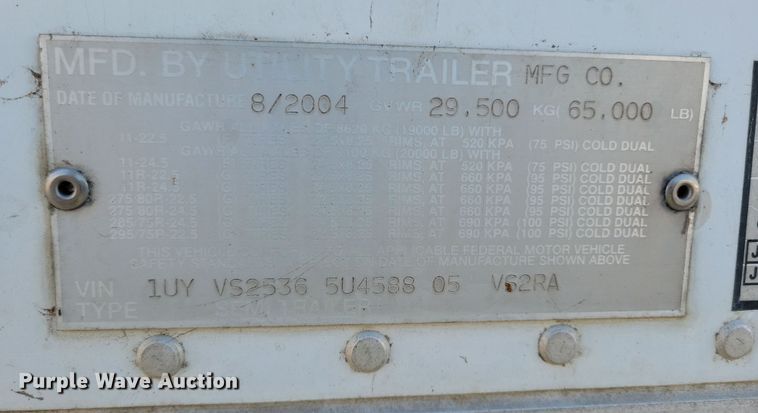 image for item DN4239 2005 Utility 3000R  refrigerated van trailer