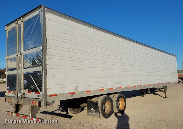 image for item DN4240 2008 Utility 3000R  refrigerated van trailer