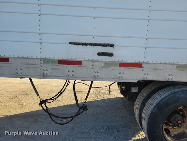 image for item DN4240 2008 Utility 3000R  refrigerated van trailer