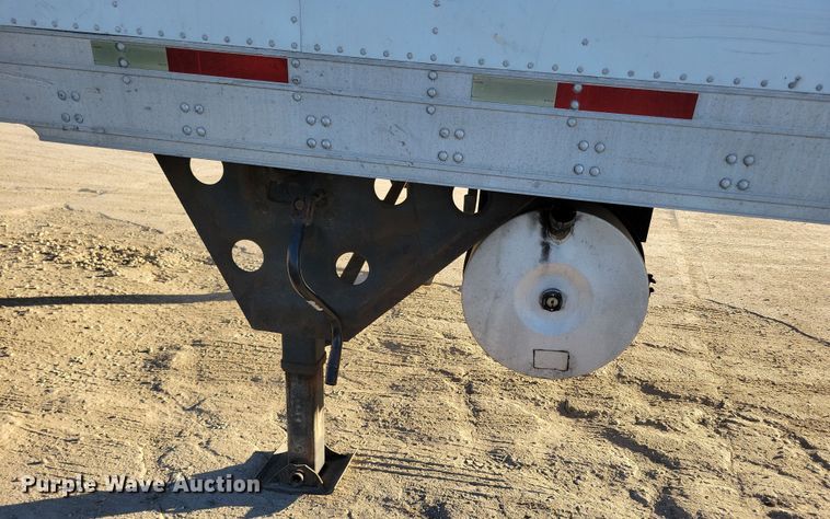 image for item DN4240 2008 Utility 3000R  refrigerated van trailer