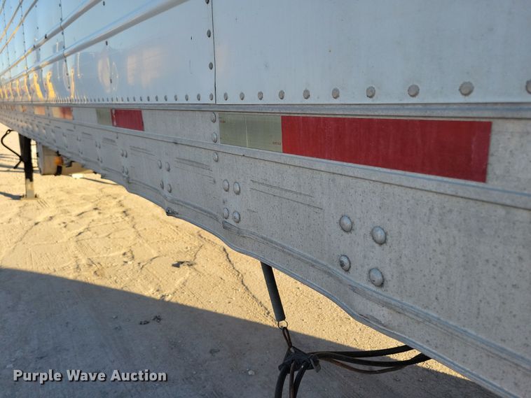 image for item DN4240 2008 Utility 3000R  refrigerated van trailer