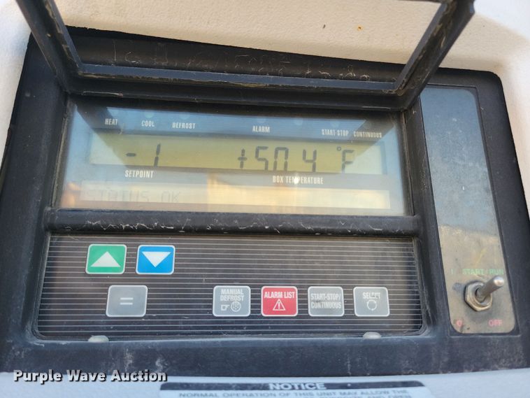 image for item DN4240 2008 Utility 3000R  refrigerated van trailer