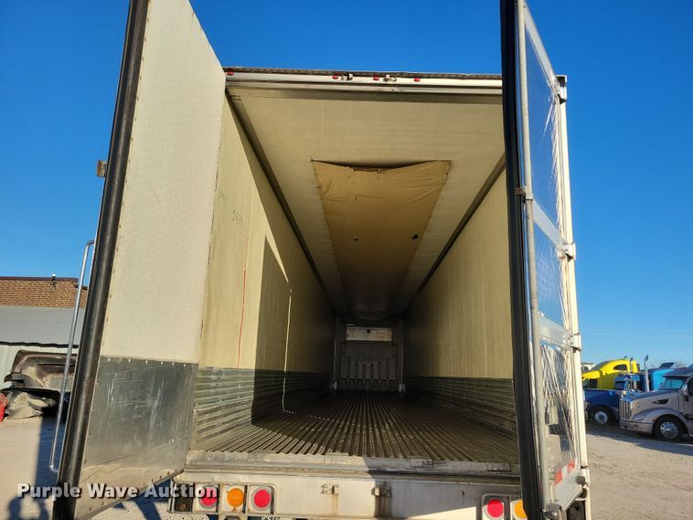 image for item DN4240 2008 Utility 3000R  refrigerated van trailer