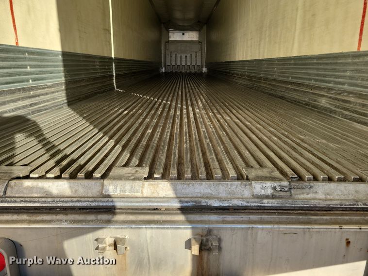 image for item DN4240 2008 Utility 3000R  refrigerated van trailer