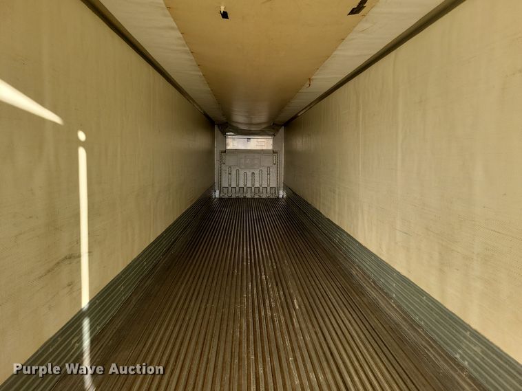 image for item DN4240 2008 Utility 3000R  refrigerated van trailer