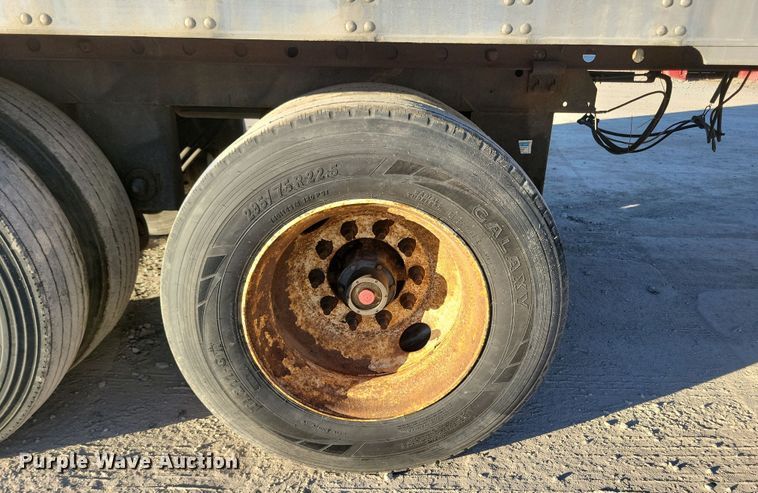 image for item DN4240 2008 Utility 3000R  refrigerated van trailer