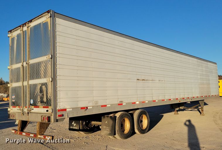 image for item DN4241 2006 Utility 3000R  refrigerated van trailer