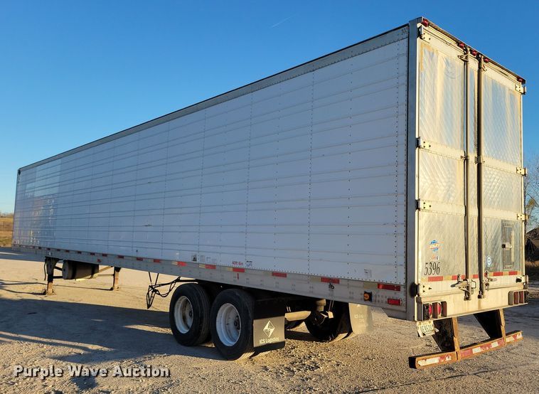 image for item DN4241 2006 Utility 3000R  refrigerated van trailer