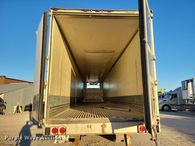 image for item DN4241 2006 Utility 3000R  refrigerated van trailer