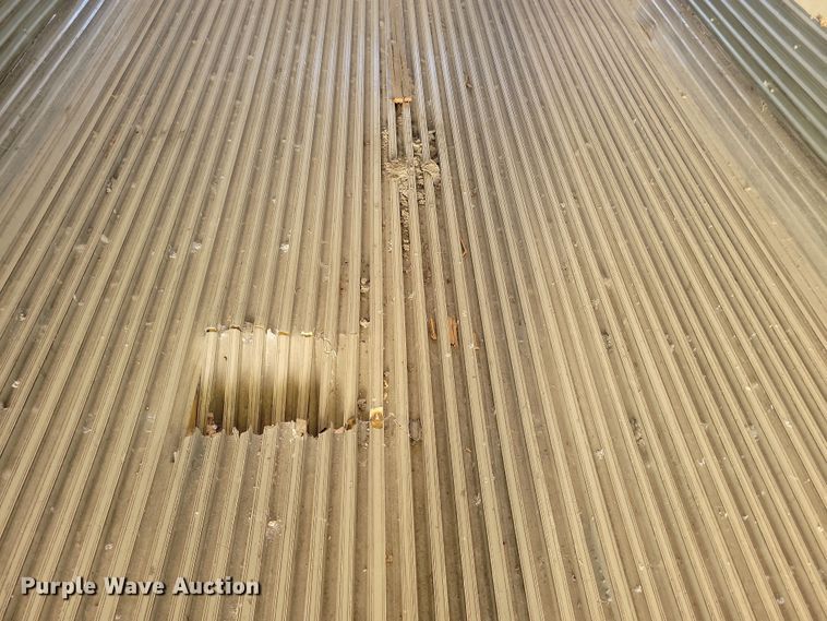 image for item DN4241 2006 Utility 3000R  refrigerated van trailer